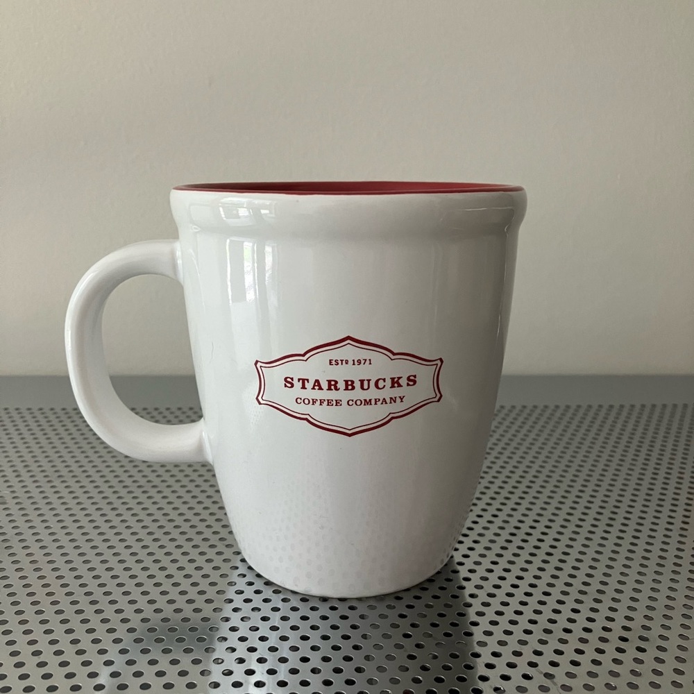 Starbucks Coffee Company Est 1971 Abbey Red White 2006 Tea Mug Cup 13 oz